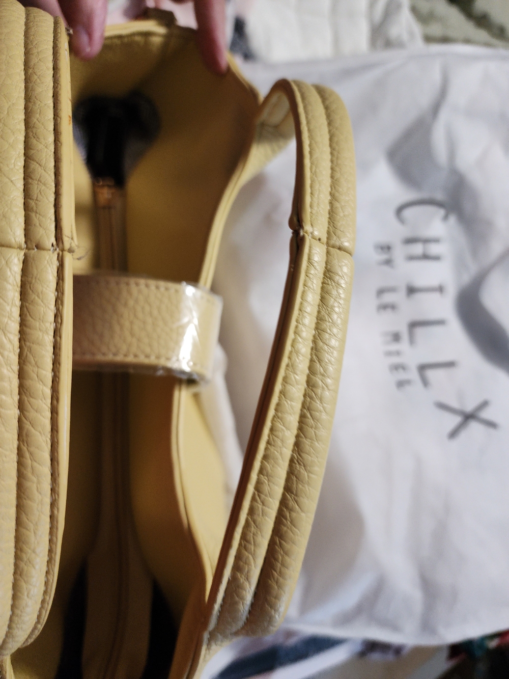 CHILLX by Le Miel Yellow Faux Leather Satchel Tote Crossbody Bag NWT - Picture 10 of 11
